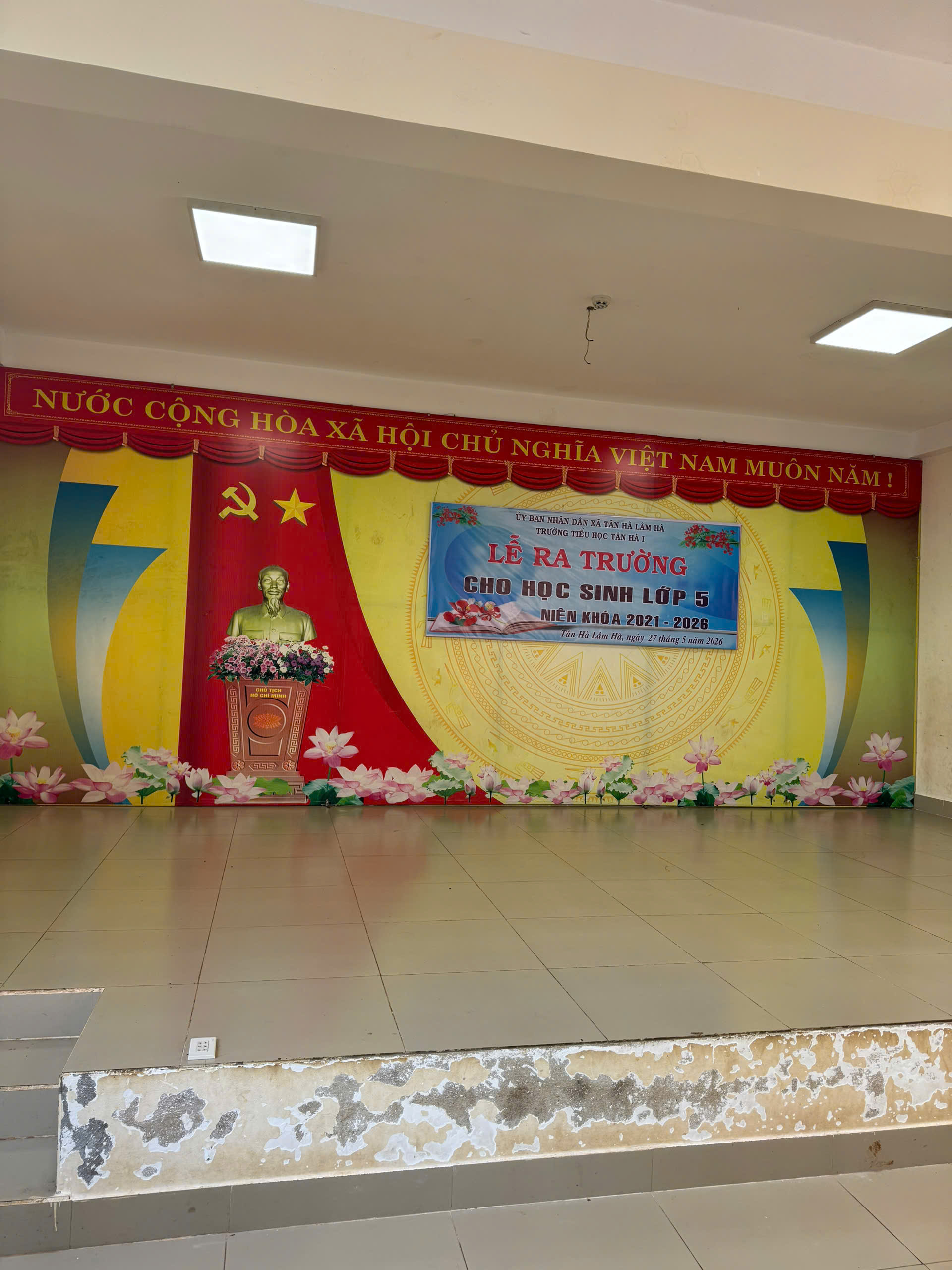 Lễ tổng kết và lễ ra trường cho học sinh lớp năm niên khóa 2021-2026 của trường Tiểu học Tân Hà I